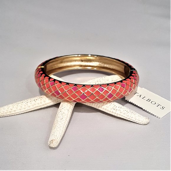 FP SALE **TALBOTS GOLD PLATED PINK HINGED BANGLE BRACELET - Picture 3 of 7